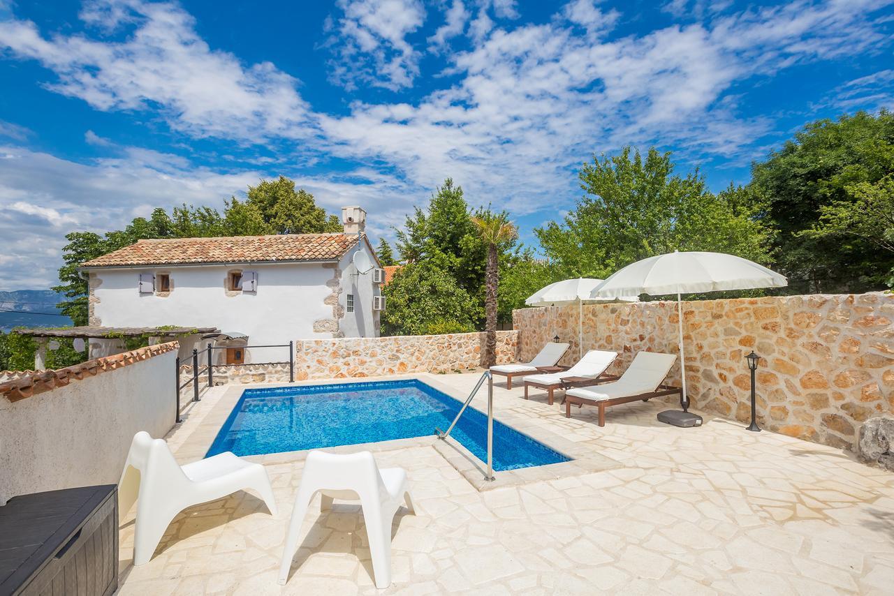 Holiday Home Jela Dobrinj المظهر الخارجي الصورة