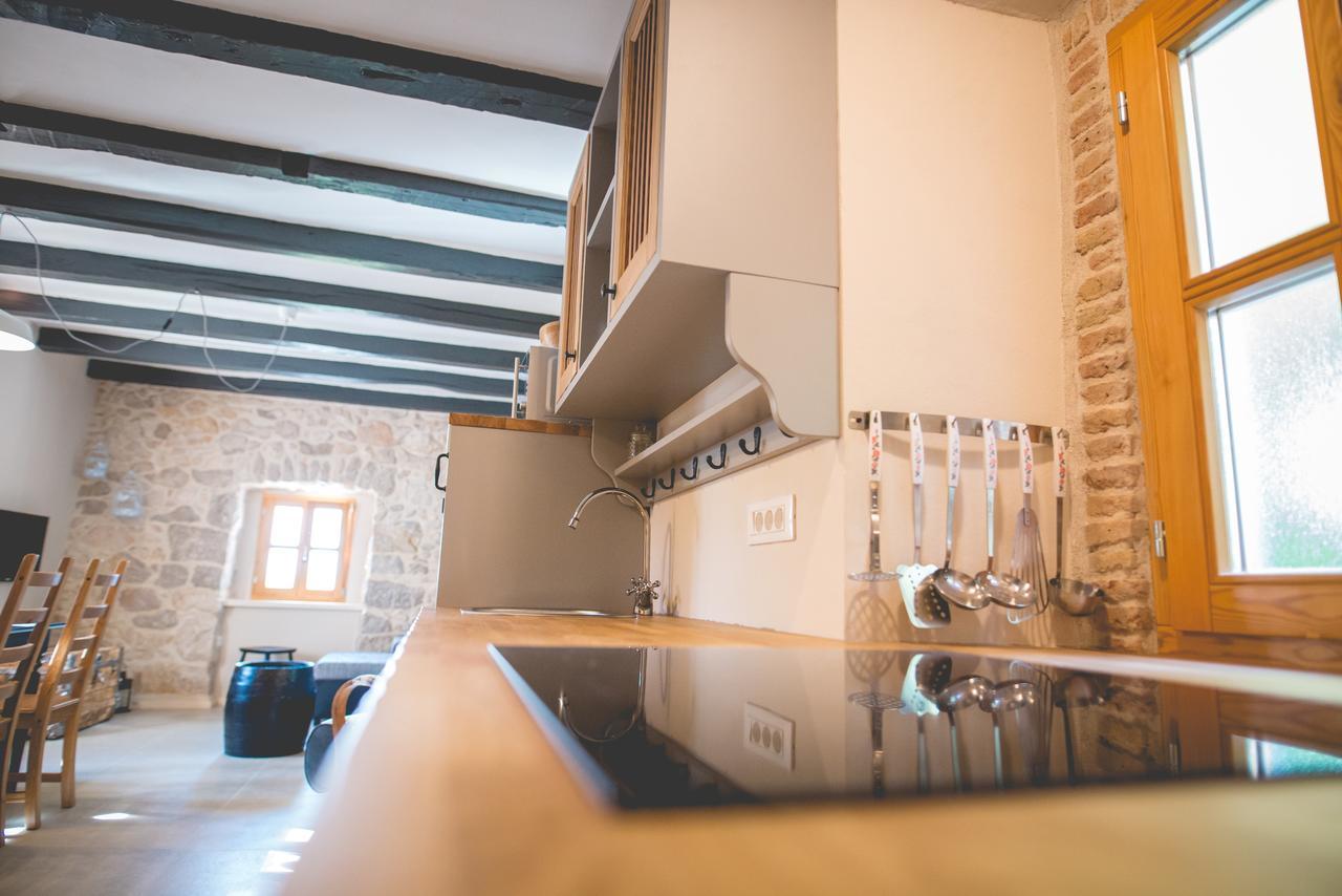 Holiday Home Jela Dobrinj المظهر الخارجي الصورة