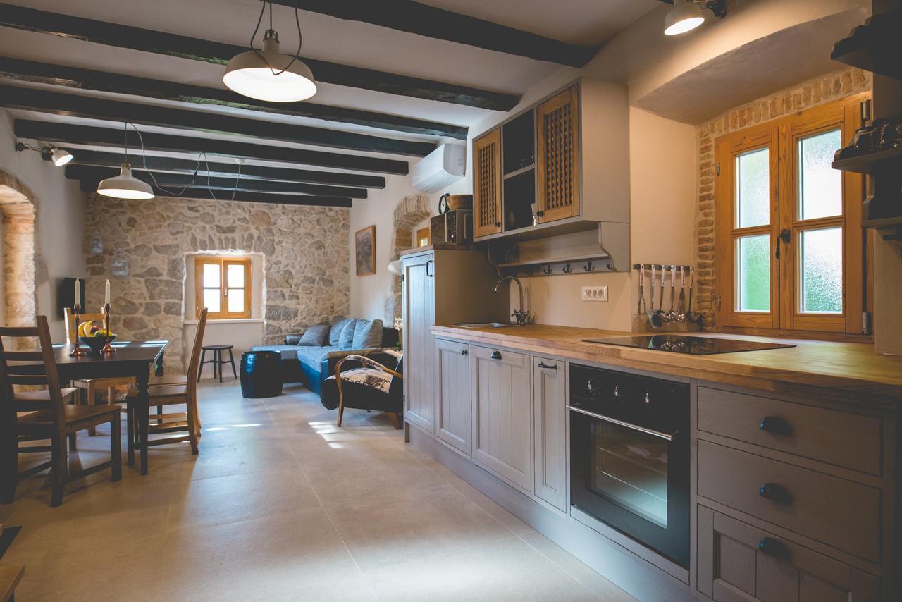 Holiday Home Jela Dobrinj المظهر الخارجي الصورة