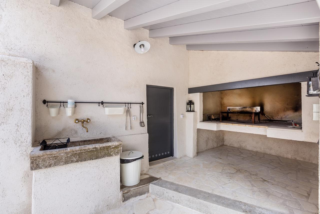 Holiday Home Jela Dobrinj المظهر الخارجي الصورة