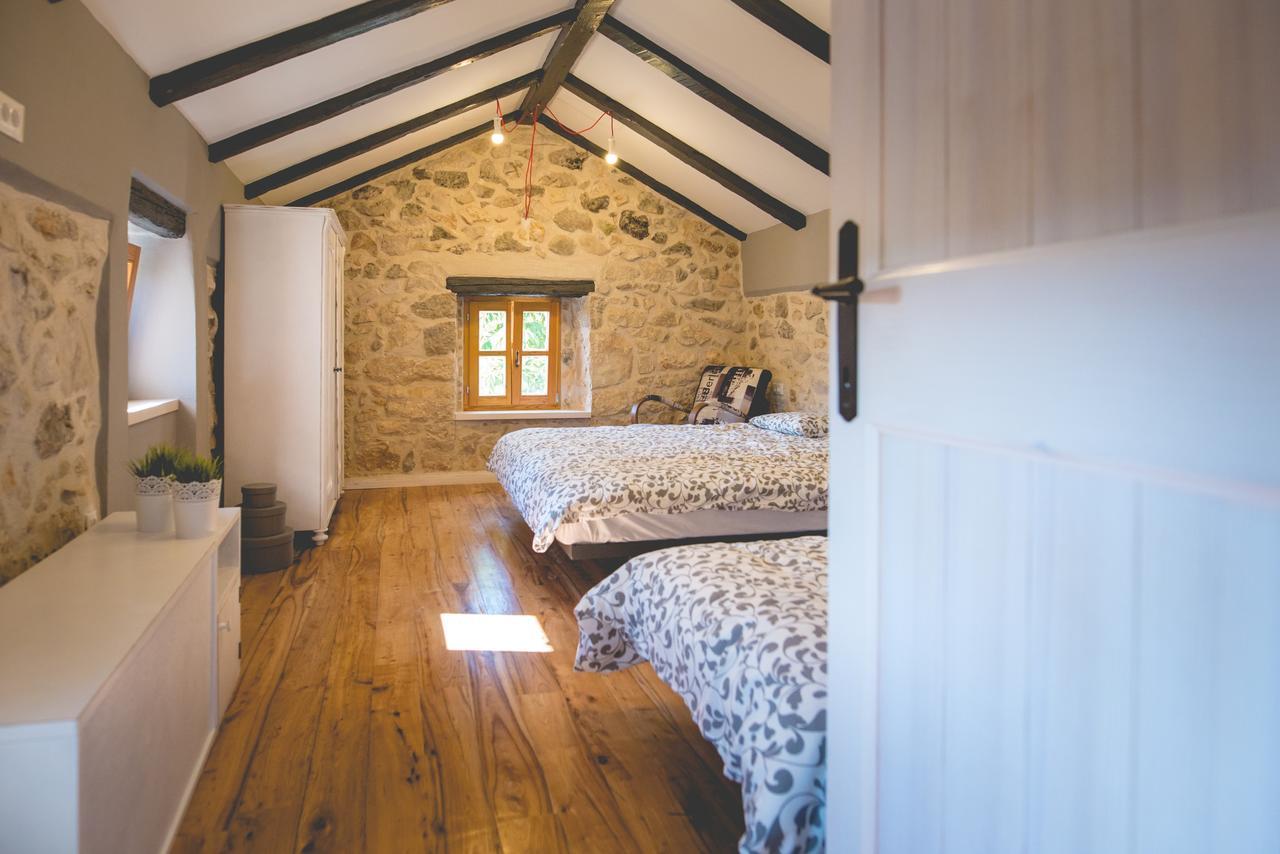 Holiday Home Jela Dobrinj المظهر الخارجي الصورة