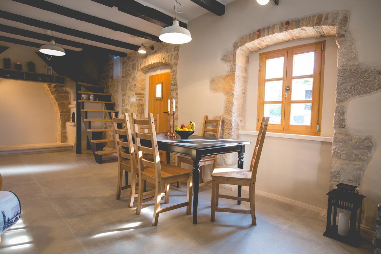 Holiday Home Jela Dobrinj المظهر الخارجي الصورة